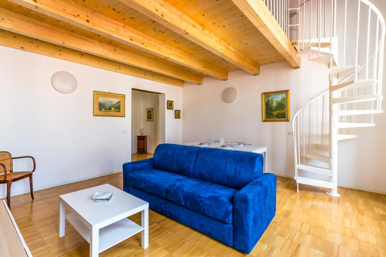 Apartment Nova Stylish House In Center By Napoliapartments